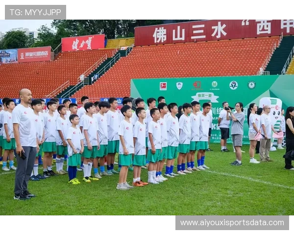 德甲俱乐部开展青少年训练营，培养足球后备人才