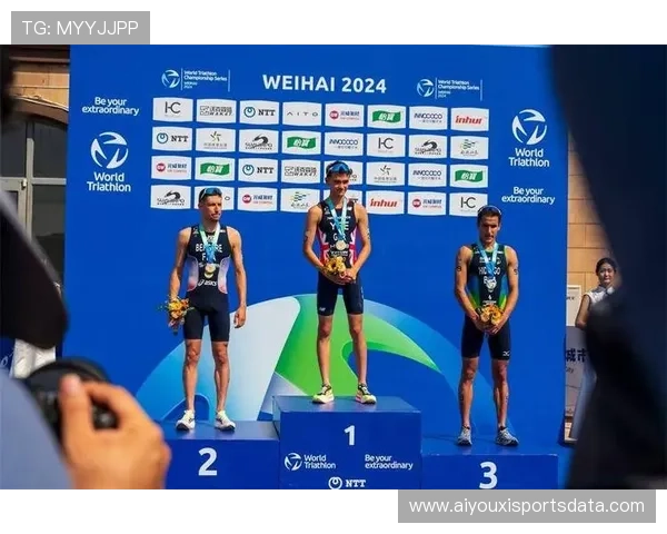 世界铁人三项系列赛悉尼站，英国选手夺魁